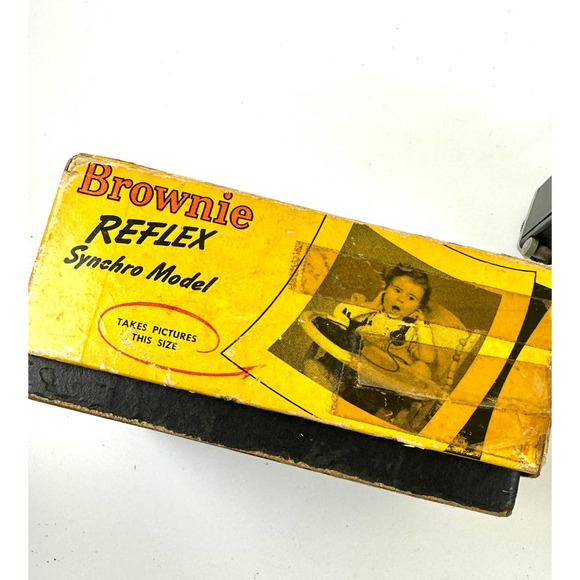 Vintage Kodak Brownie Reflex Synchro Camera With Box - Picture 7 of 10